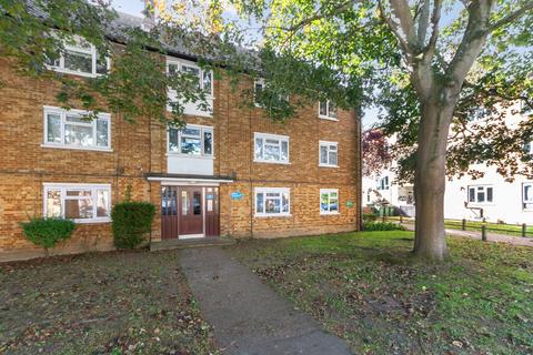 10 Weston Road, Bromley, BR1 3RH
