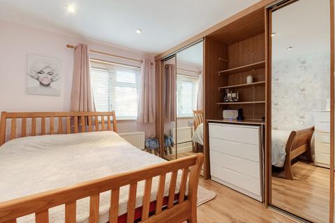 10 Weston Road, Bromley, BR1 3RH
