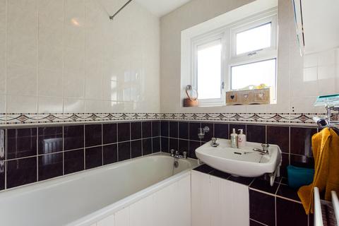 10 Weston Road, Bromley, BR1 3RH