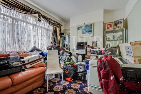 2 bedroom flat for sale, Leeland Way, London, NW10