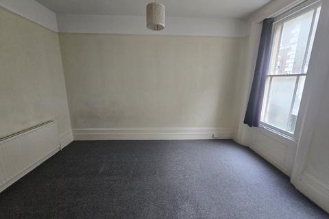 undefined, High Street, Gravesend DA11
