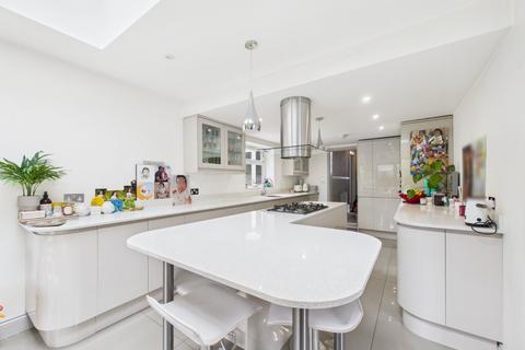4 bedroom semi-detached house for sale, Stanwell Road, Ashford, Surrey, TW15