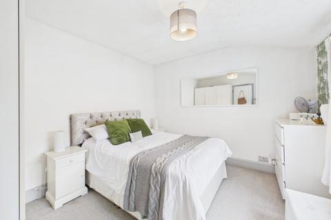 4 bedroom semi-detached house for sale, Stanwell Road, Ashford, Surrey, TW15
