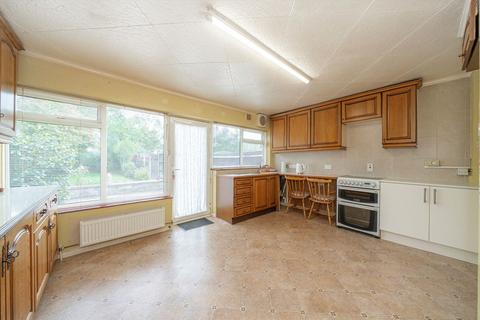 undefined, Longford Close, Hampton TW12