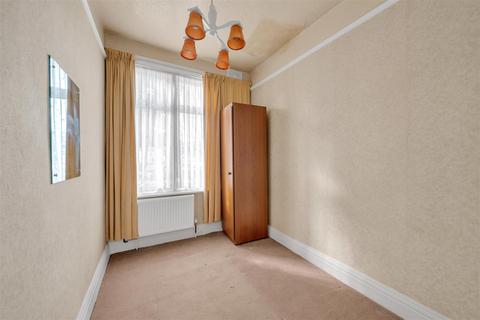 562 Caledonian Road, London, N7 9SD