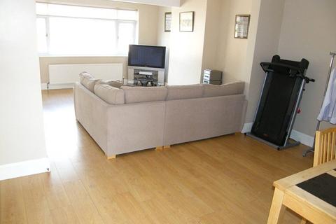 undefined, Larchwood Close, Leigh-on-Sea, Essex, SS9