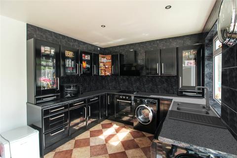 undefined, Larchwood Close, Leigh-on-Sea, Essex, SS9