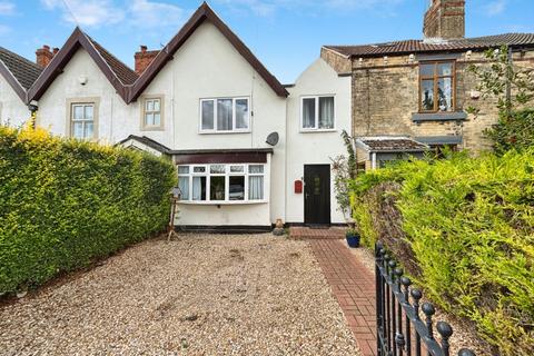 3 bedroom terraced house for sale, Fountain Hill, Walkeringham, Doncaster