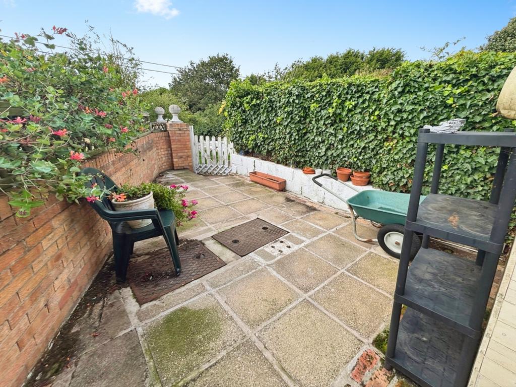 Pbox-garden-338184.jpeg