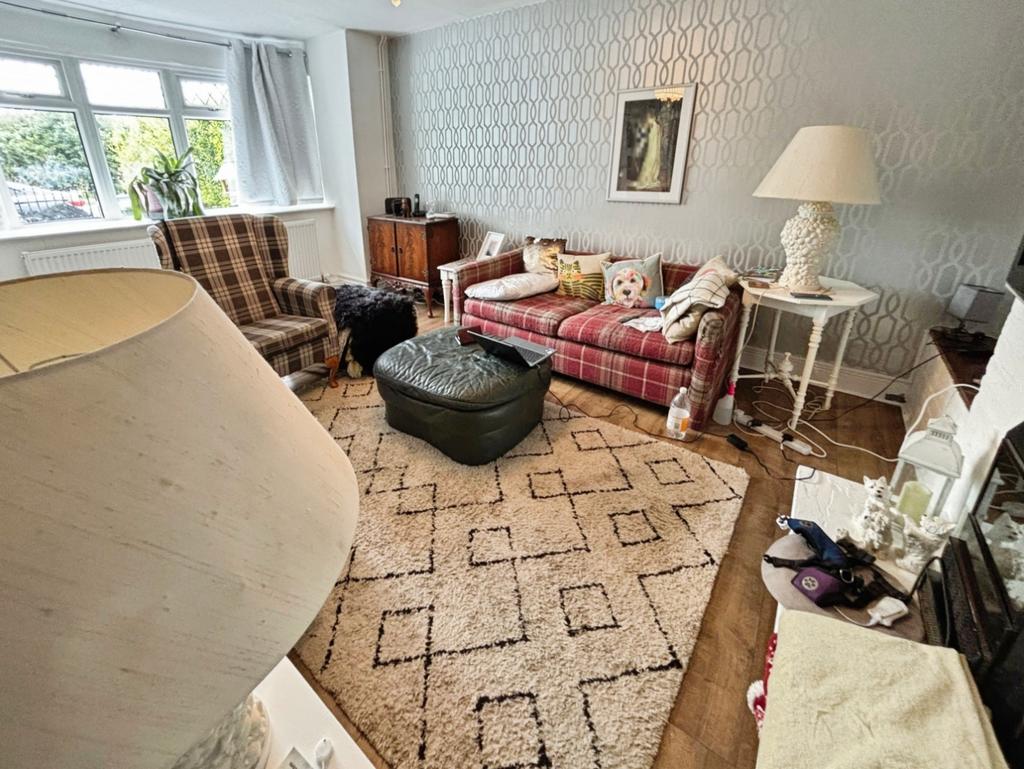 Pbox-living room-338184.jpeg