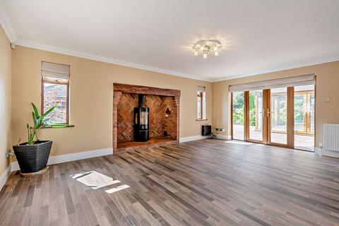 5 bedroom detached house for sale, Hatfield, Worcester WR5