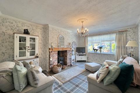 8 Bleasdale Road, Knott End On Sea, Poulton-le-fylde, FY6 0DQ