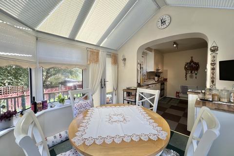 8 Bleasdale Road, Knott End On Sea, Poulton-le-fylde, FY6 0DQ