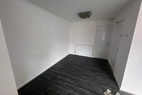 undefined, Totland Close, Manchester M12
