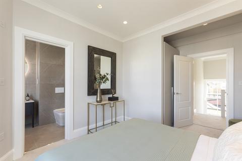 4 bedroom maisonette to rent, London W11