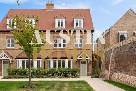 Trento Mews, Hadley Wood, EN4