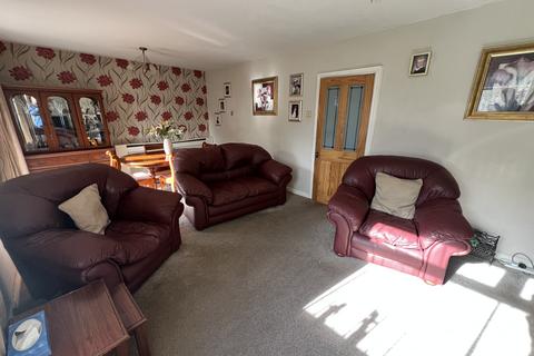 3 bedroom end of terrace house for sale, Somerford Road, Reddish