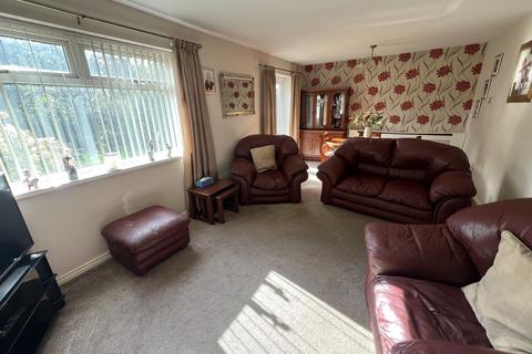 3 bedroom end of terrace house for sale, Somerford Road, Reddish
