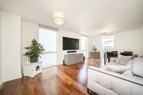 2 bedroom flat for sale, Ealing Road, Brentford TW8