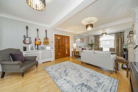 undefined, West Heath Road, London NW3