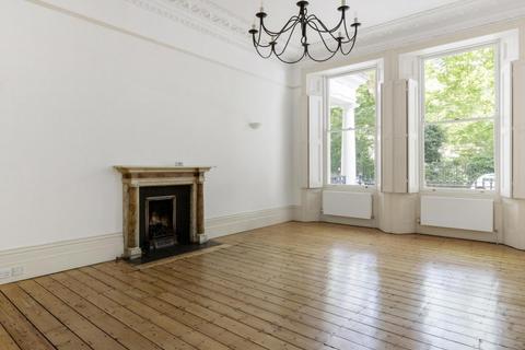 Courtfield Gardens, London, SW5