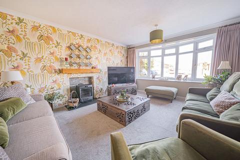 44 Barcheston Road, Knowle, Solihull, B93 9JU