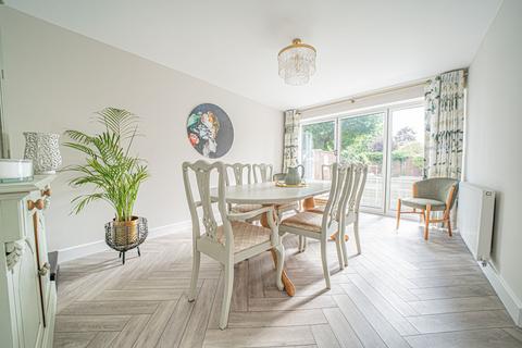 4 bedroom detached house for sale, Barcheston Road, Knowle, B93