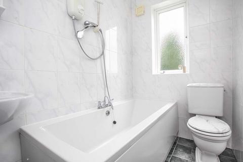 2 bedroom terraced house to rent, Watersmeet Road, West Midlands CV2