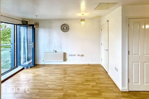 undefined, Fern Court, Romford, RM7 7LP