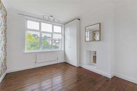 4 bedroom semi-detached house for sale, Gundulph Road, Bromley