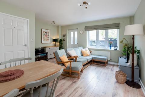 2 bedroom terraced house for sale, Longfellow Road, Stratford-upon-Avon