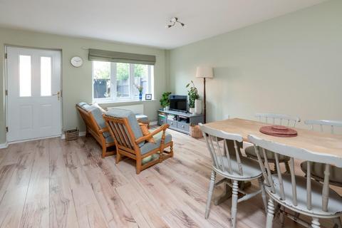 2 bedroom terraced house for sale, Longfellow Road, Stratford-upon-Avon