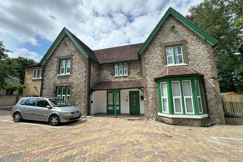 17 Church Road, Maidstone ME15