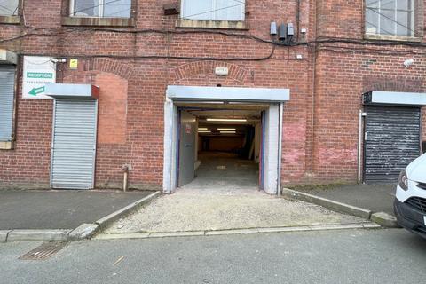 Warehouse to rent, Osborne St Oldham OL9 6QQ