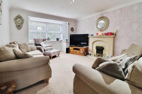 4 bedroom detached house for sale, Checkley Road, Waterhayes, Newcastle