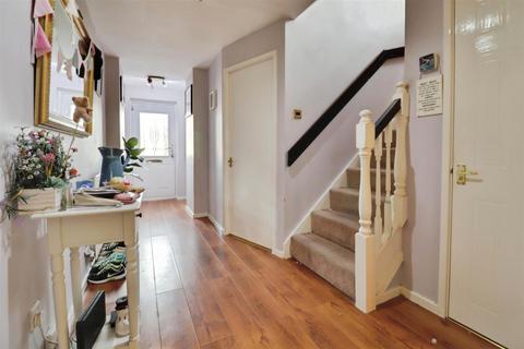 4 bedroom detached house for sale, Checkley Road, Waterhayes, Newcastle