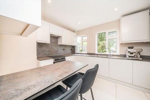 48 Addison Gardens, Surbiton, KT5 8DW