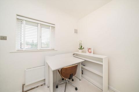 48 Addison Gardens, Surbiton, KT5 8DW