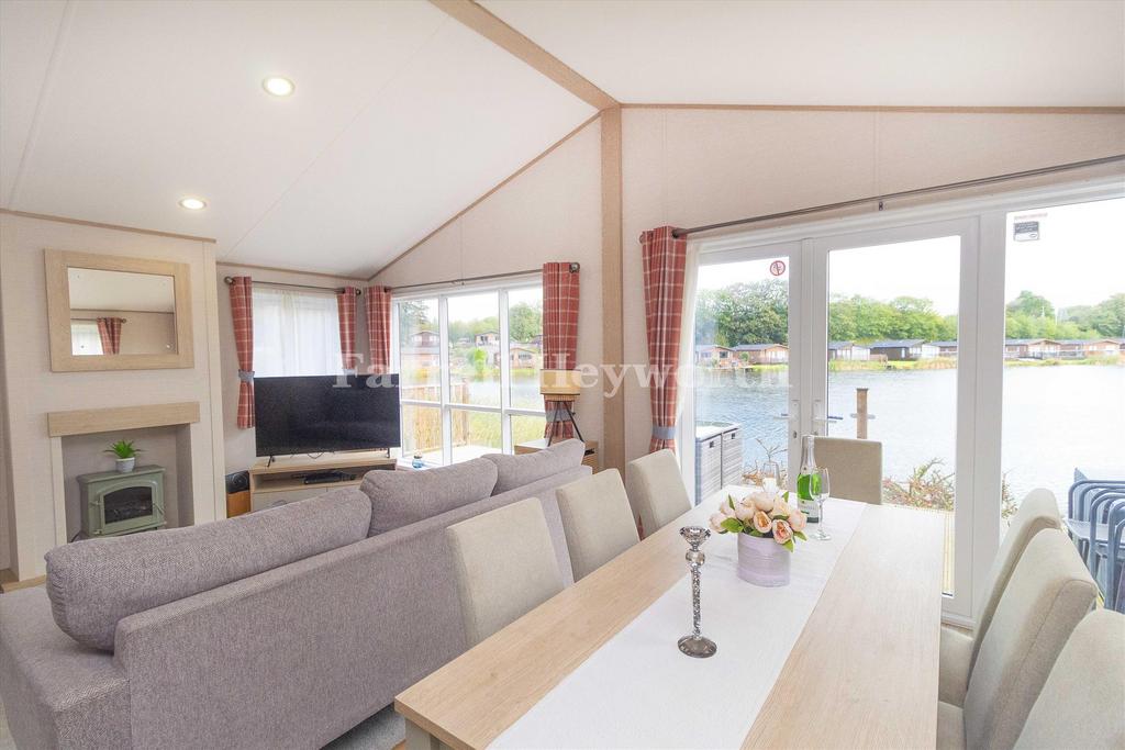 Open Plan Living 3
