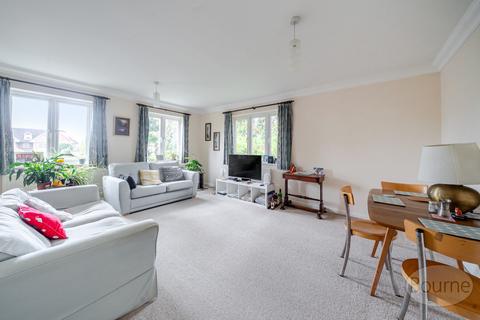 3 bedroom apartment for sale, Frensham Road, Farnham, Surrey, GU9