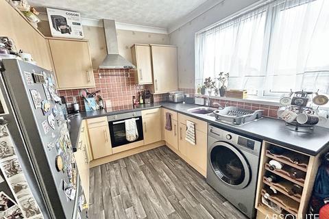 2 bedroom flat for sale, Warefield Road, Paignton, TQ3