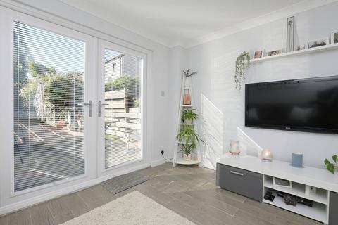 undefined, 80 South Scotstoun, South Queensferry, EH30 9YE