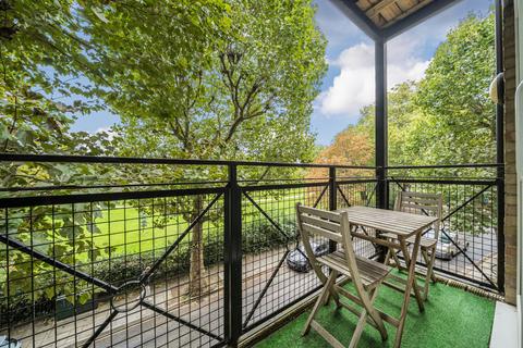2 bedroom apartment for sale, Alscot Road, London