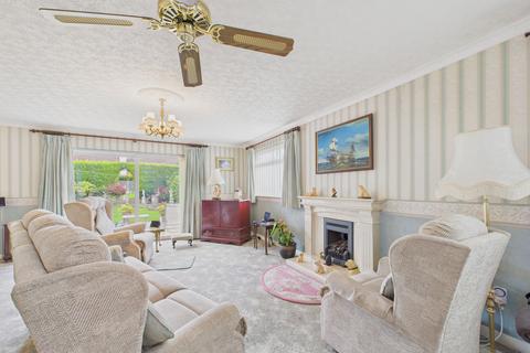 3 bedroom detached bungalow for sale, Alcester Road, Lickey End, B60