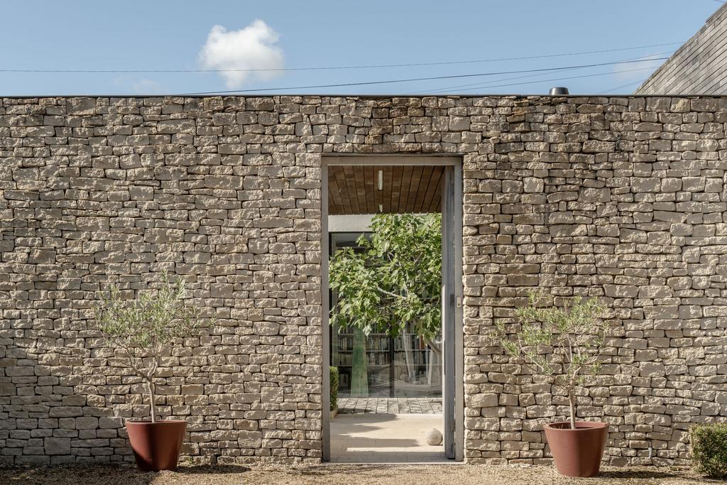 310161 - TMH ORCHARD HOUSE-5.jpg