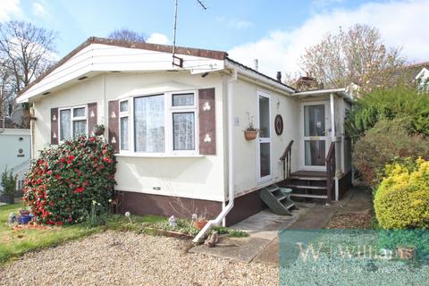 1 bedroom park home for sale, Fernhill Park, Wootton Bridge, Ryde, Isle of Wight