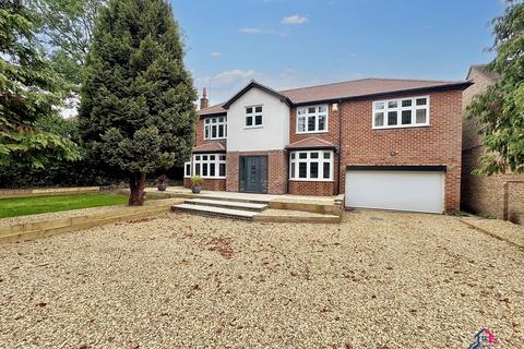 6 bedroom detached house for sale, Manthorpe Road Grantham NG31