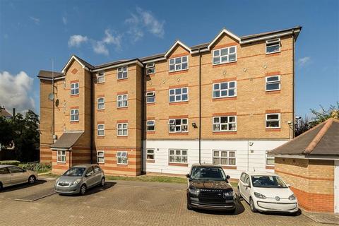 Basevi Way, London SE8