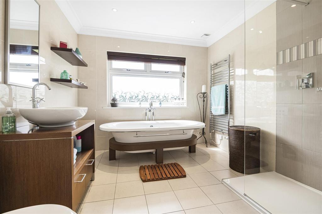 Family bathroom