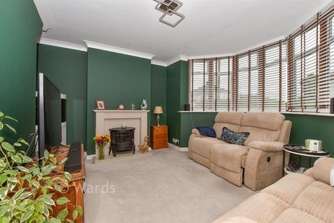 3 bedroom semi-detached house for sale, Essella Road, Ashford, Kent